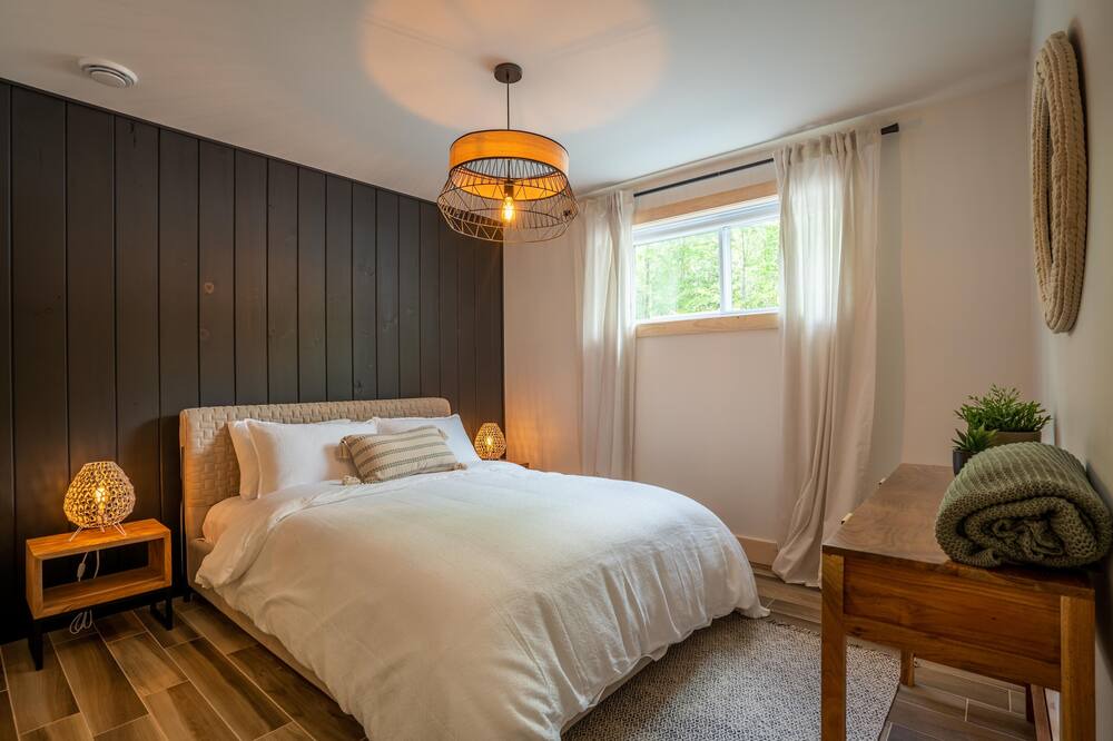 Photo of Bedroom in Mansonville