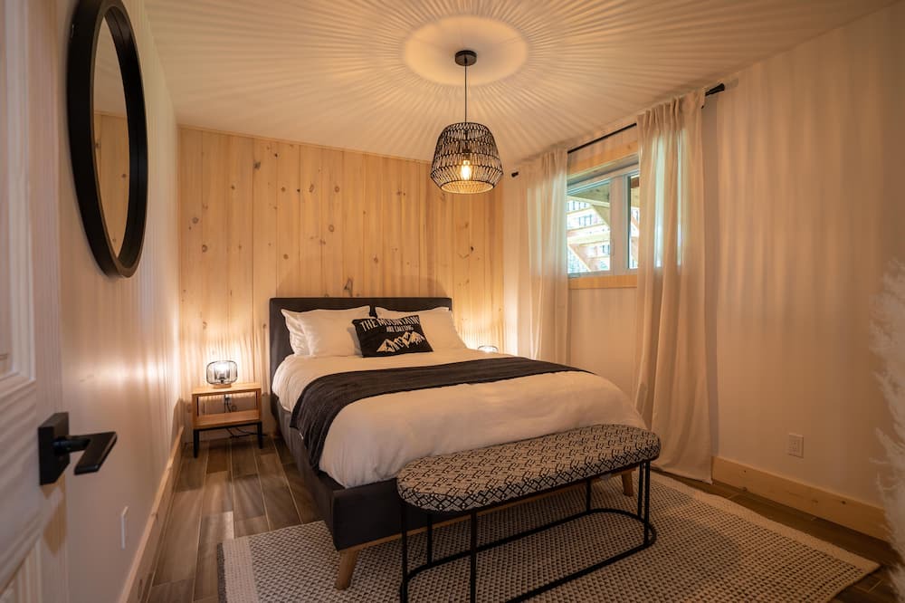 Photo of Bedroom in Mansonville