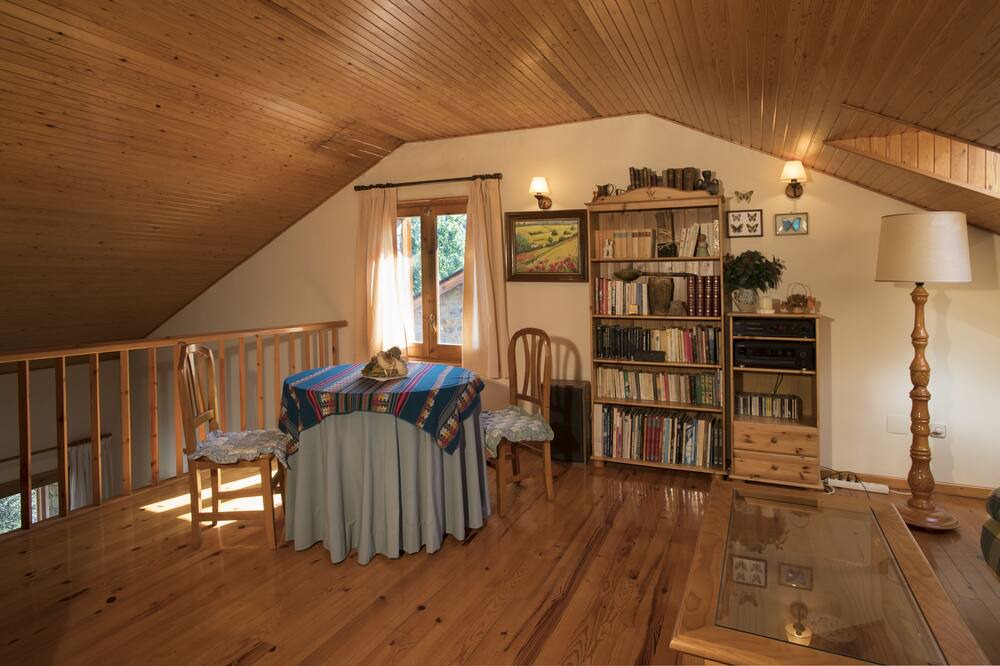 Photo of Livingroom in Queixans