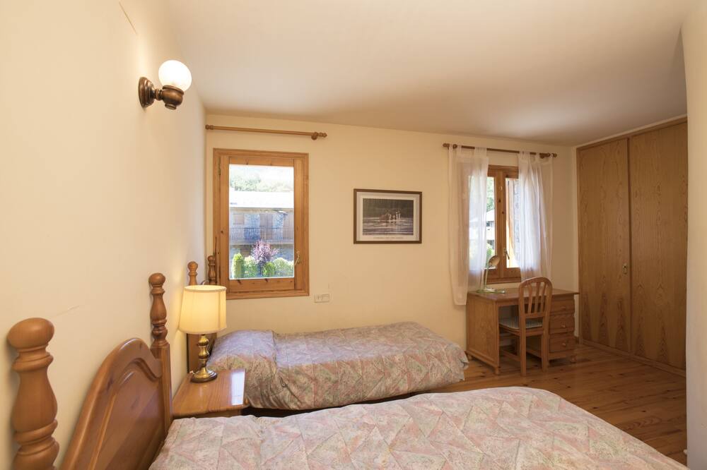 Photo of Bedroom in Queixans