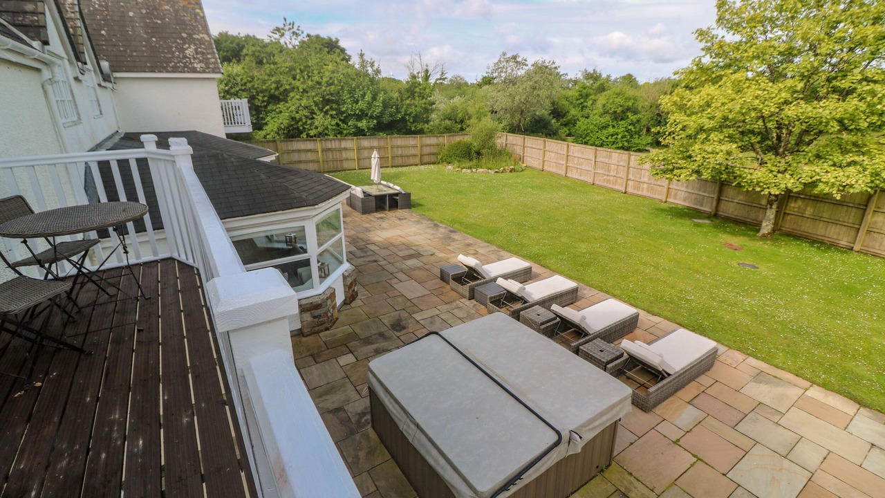 Photo of Others in St Wenn