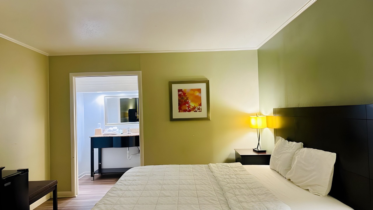 Photo of Bedroom in Danville