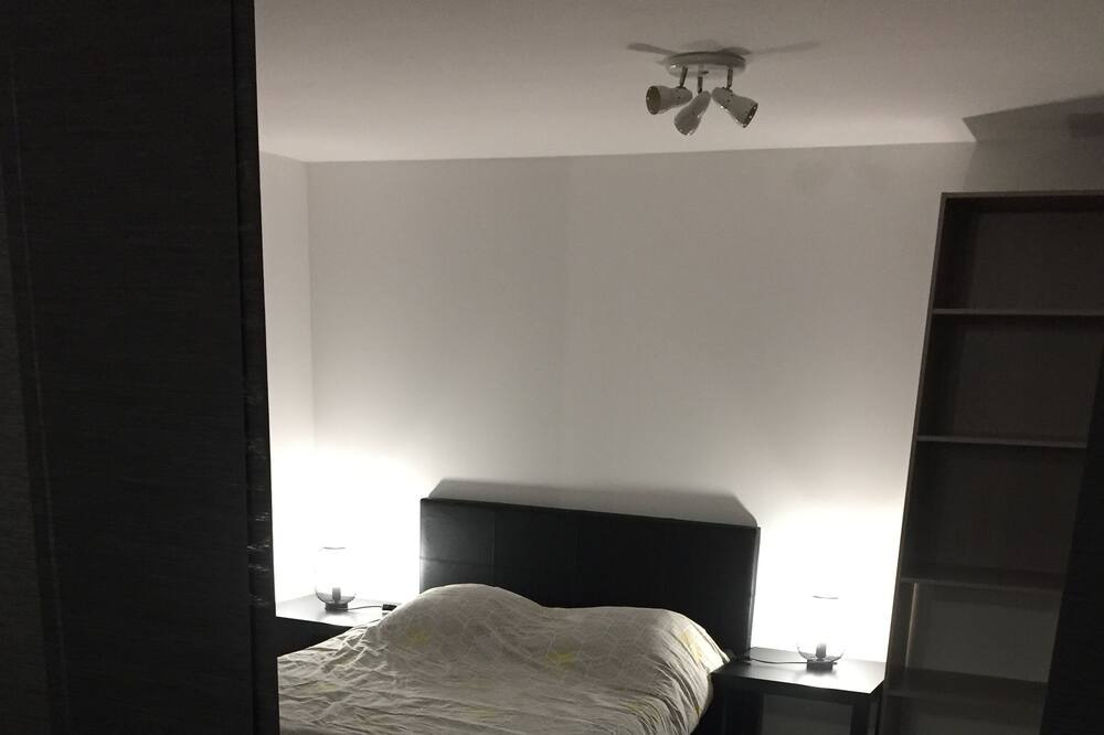 Photo of Bedroom in Dury