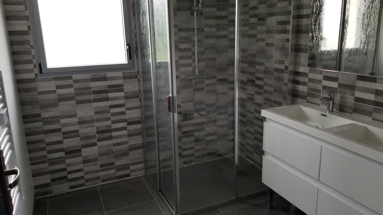 Photo of Others in Galan