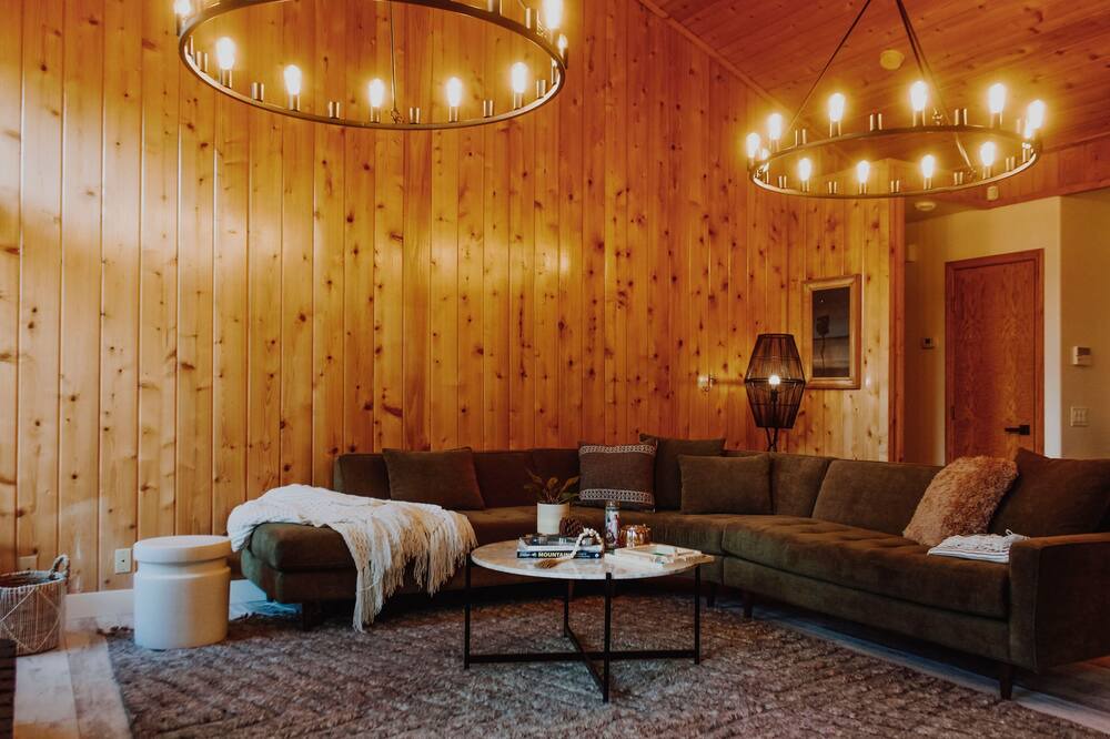 Photo of Livingroom in Idyllwild