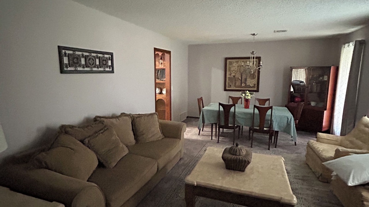 Photo of Livingroom in Central Oklahoma City