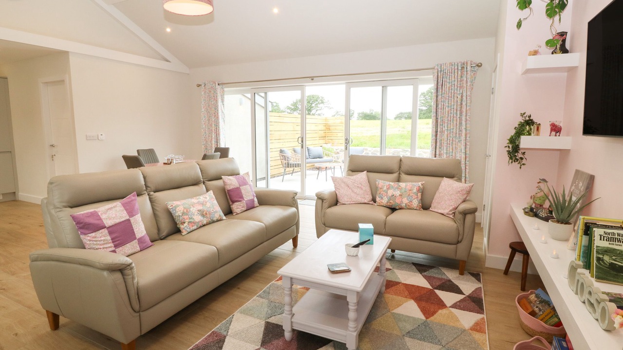 Photo of Bedroom in Llandwrog