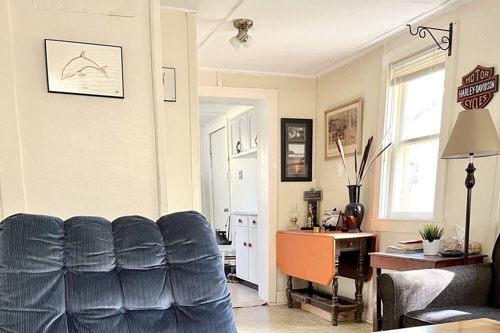 Photo of Livingroom in Victoria Beach