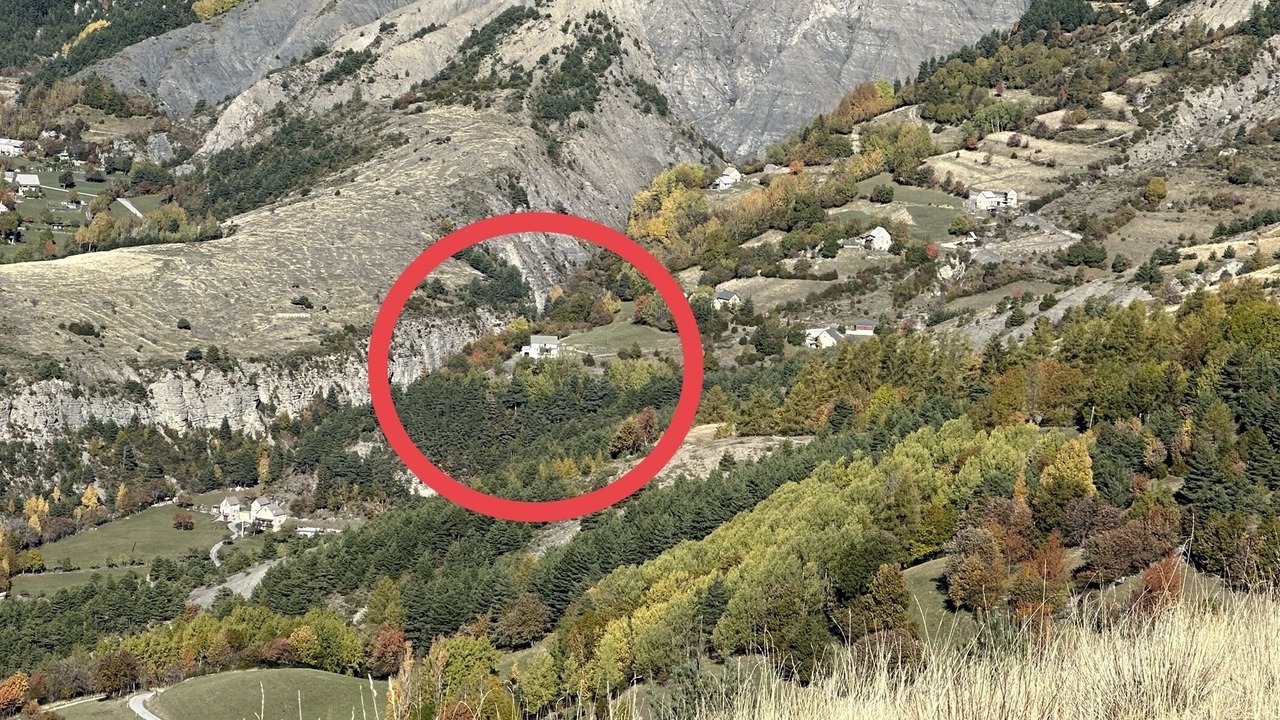 Photo of Others in Peone