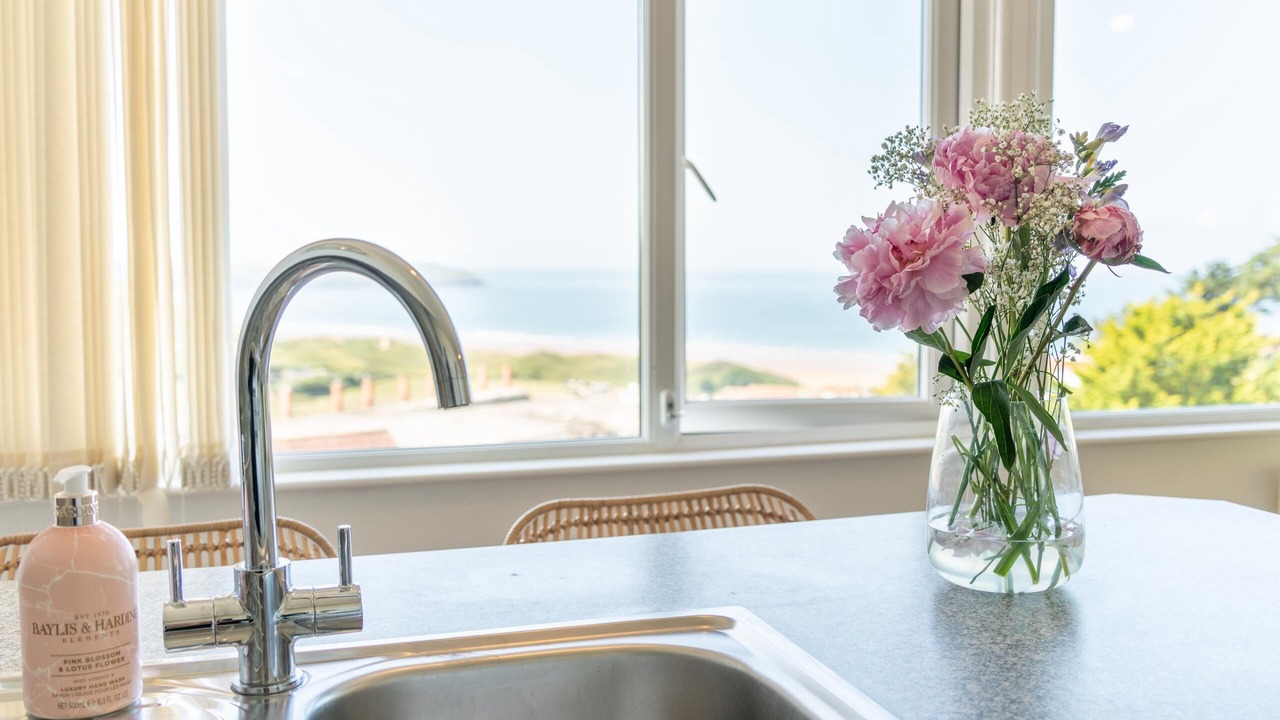 Photo of Bathroom in Mortehoe