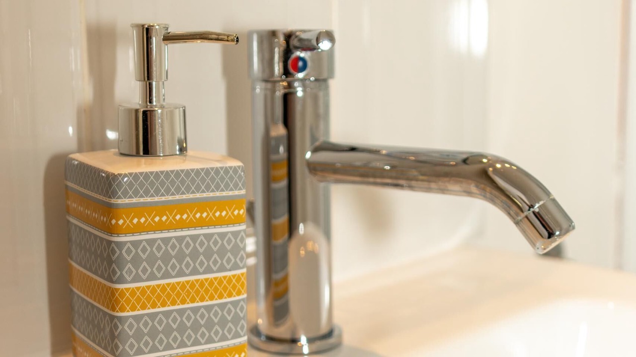Photo of Bathroom in Mortehoe