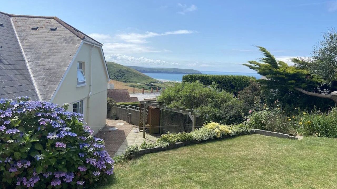 Photo of Bathroom in Mortehoe