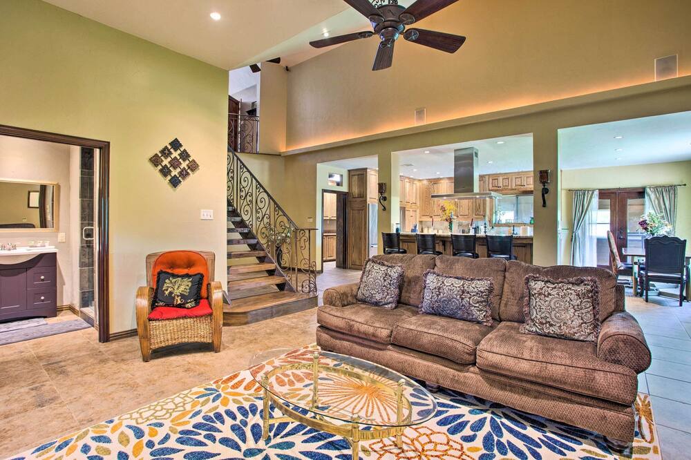 Photo of Livingroom in Pilot Point