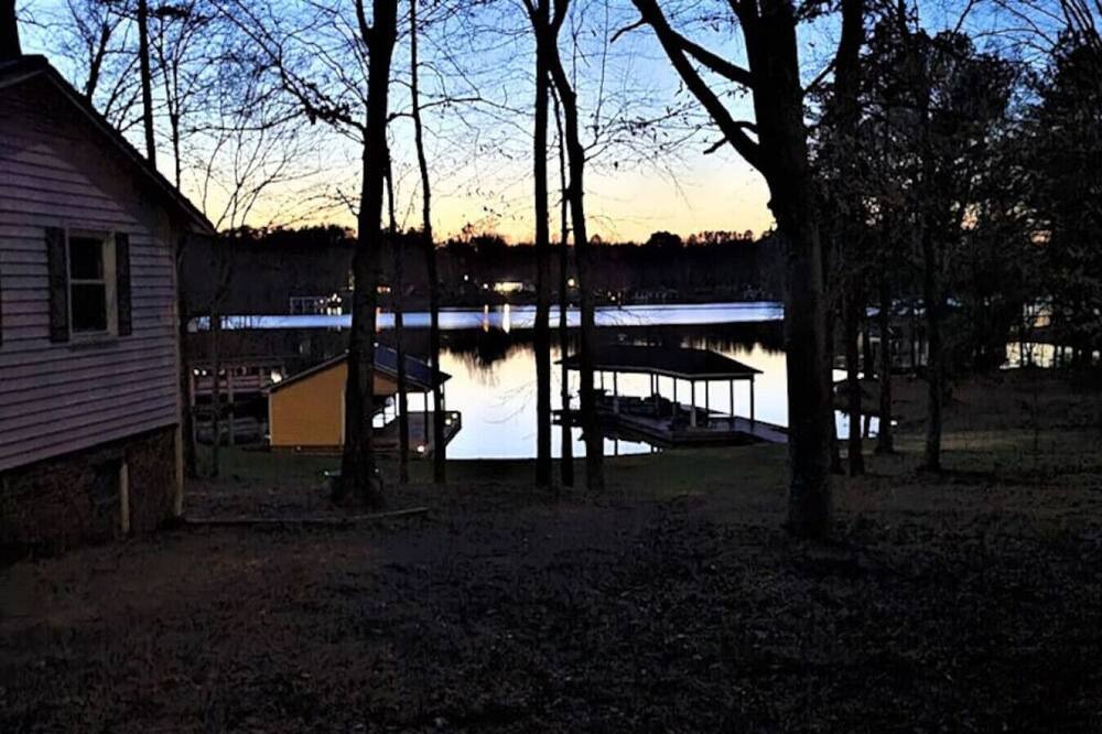 Photo of Outdoor in Leasburg