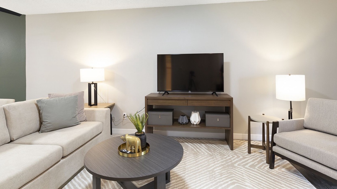 Photo of Others in Tanasbourne