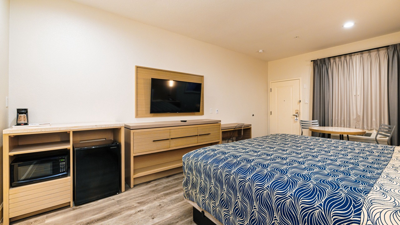 Photo of Bedroom in Humble