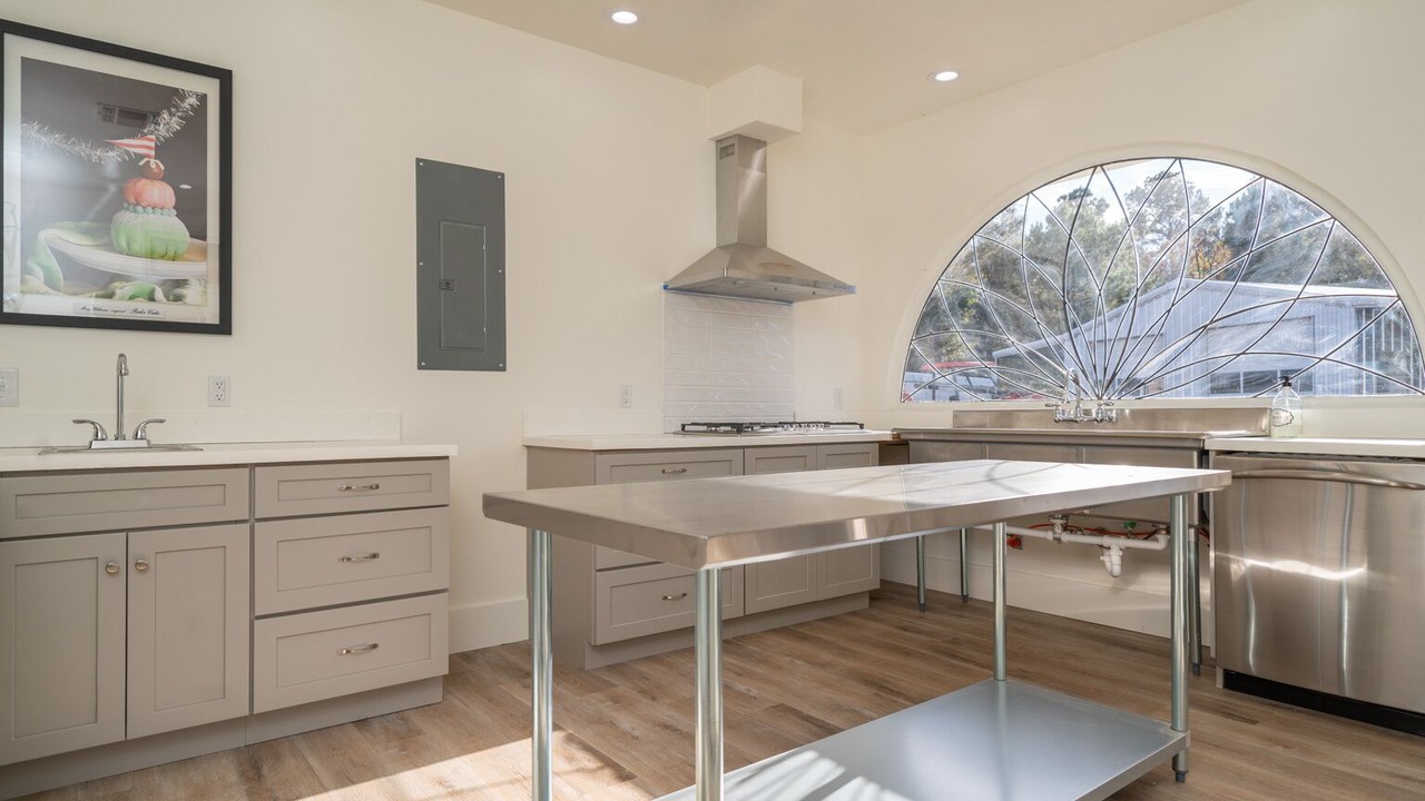 Photo of Kitchen in Ore City