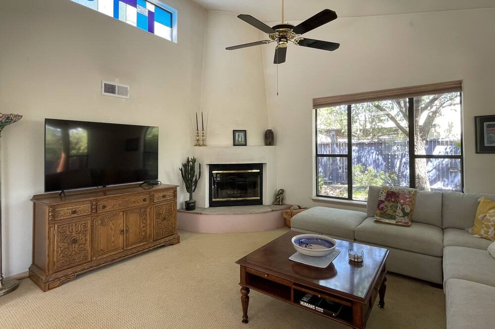 Photo of Livingroom in Southside