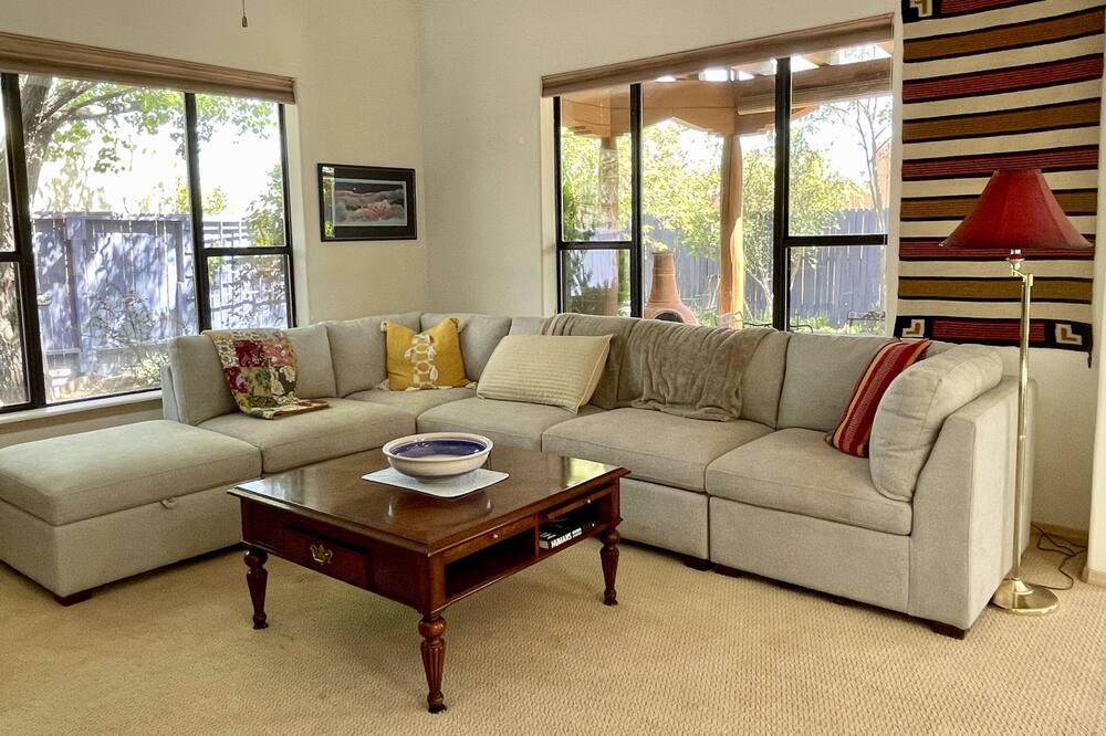 Photo of Livingroom in Southside