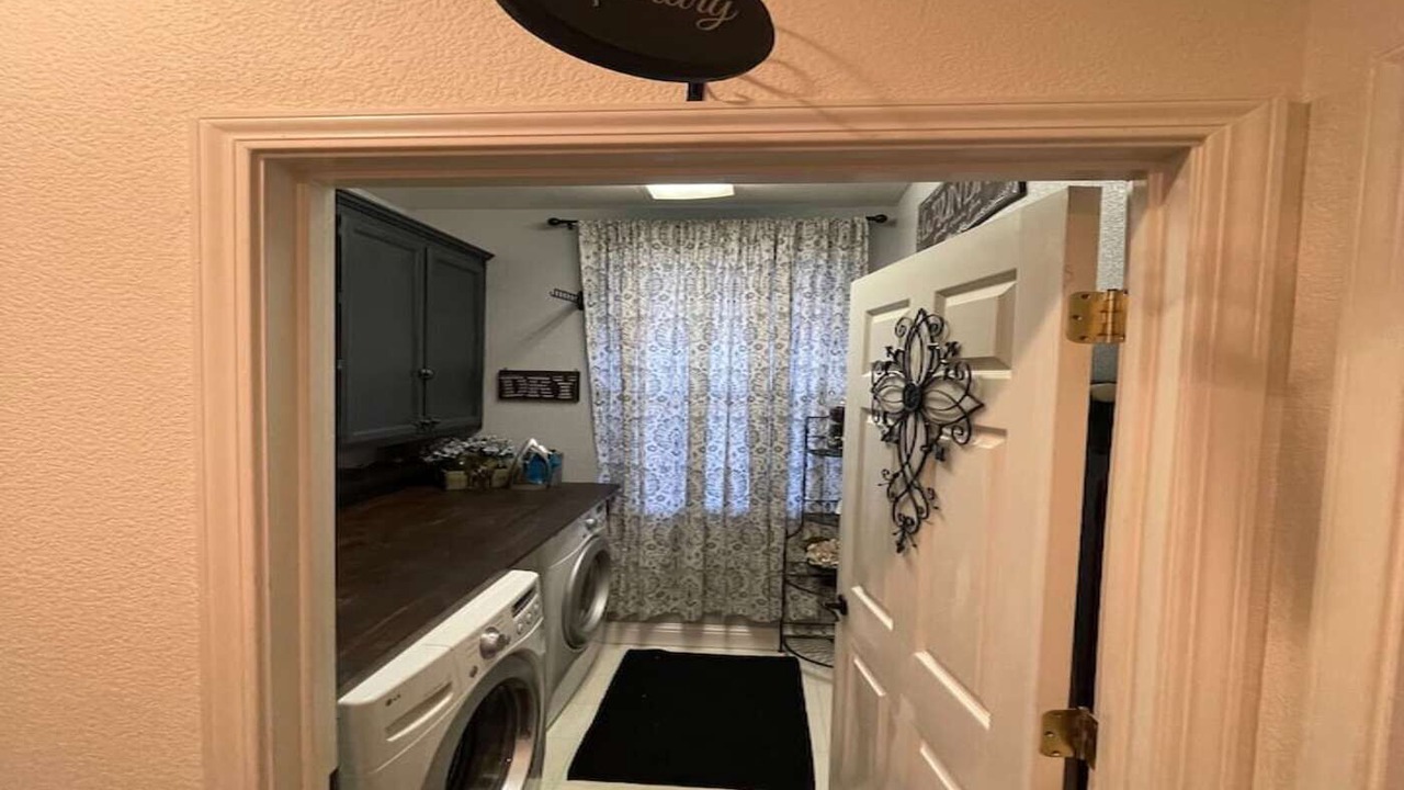 Photo of Kitchen in Regency Park