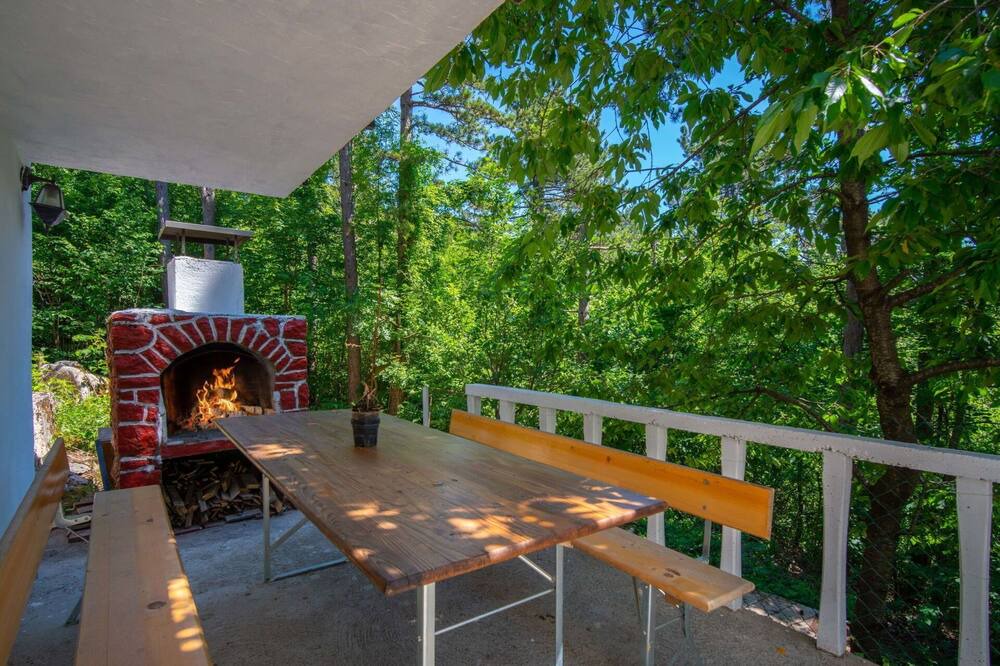 Photo of Outdoor in Lic