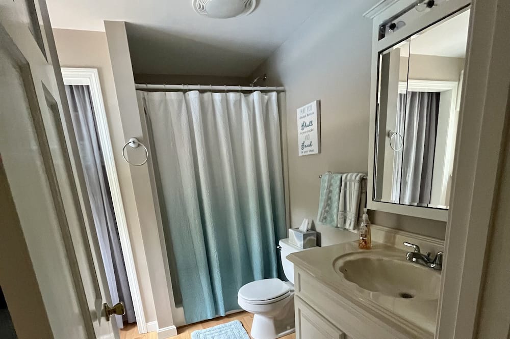 Photo of Bathroom in Centerville