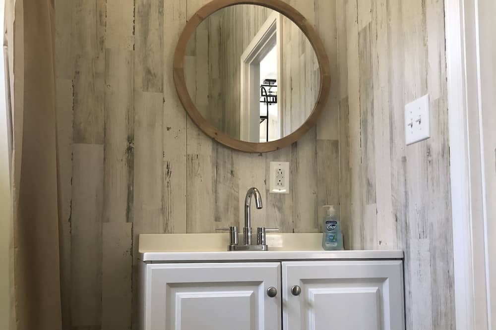 Photo of Bathroom in Crossett