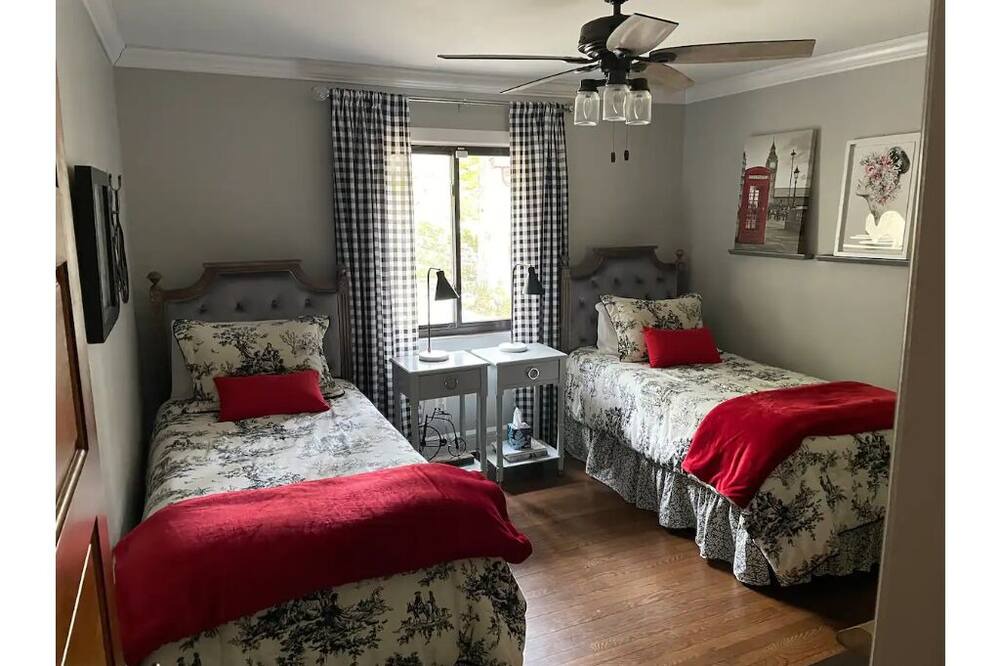 Photo of Bedroom in Town of Tuxedo