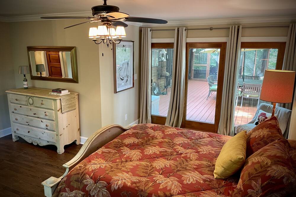 Photo of Bedroom in Town of Tuxedo