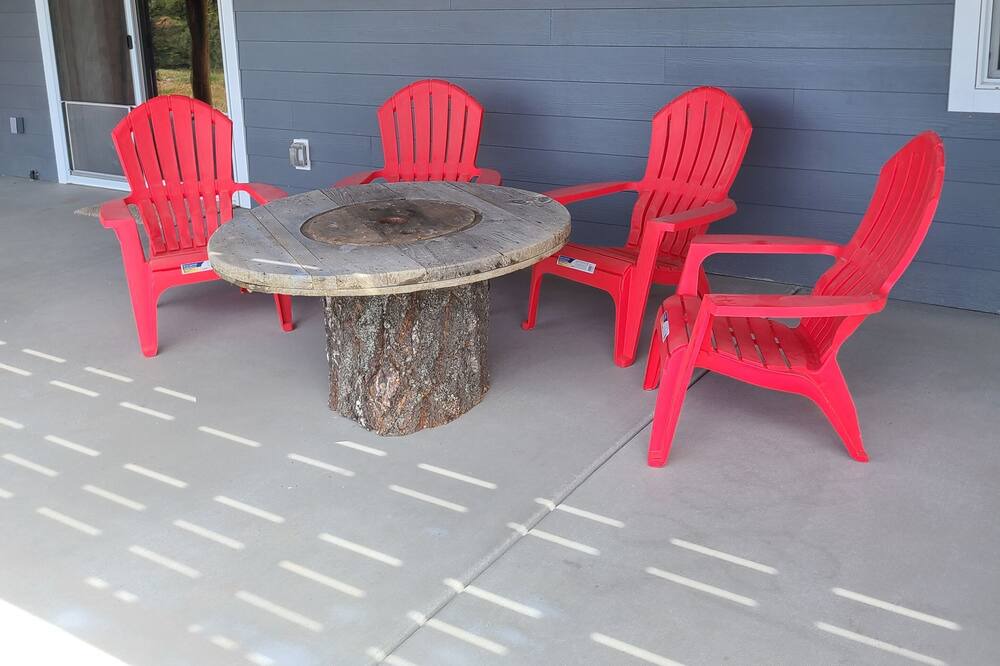 Photo of Patio Balcony in Boundary County