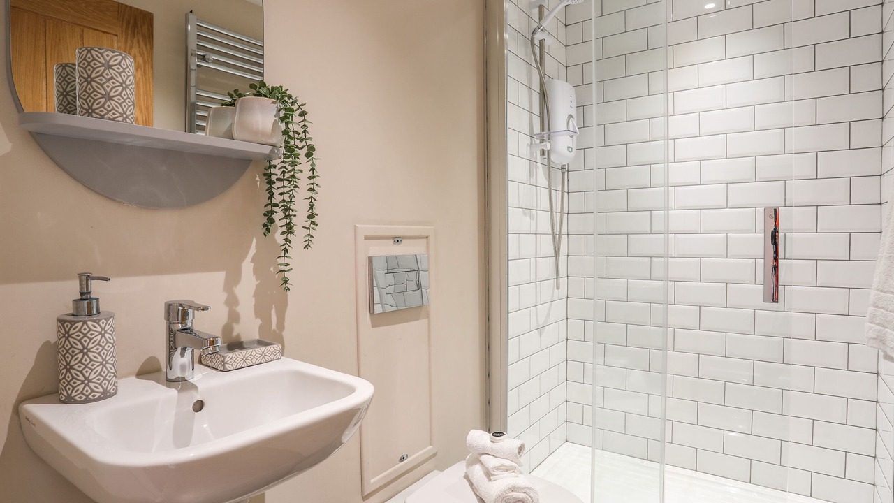 Photo of Others in Bont Newydd