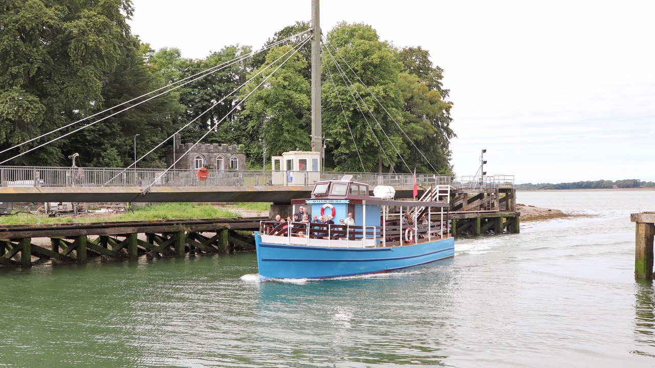 Photo of Others in Bont Newydd