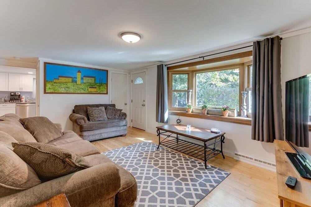 Photo of Livingroom in Manomet