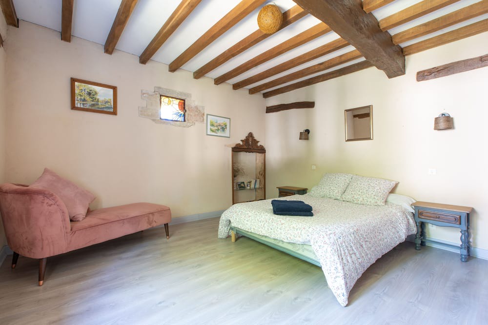 Photo of Bedroom in Meuilley