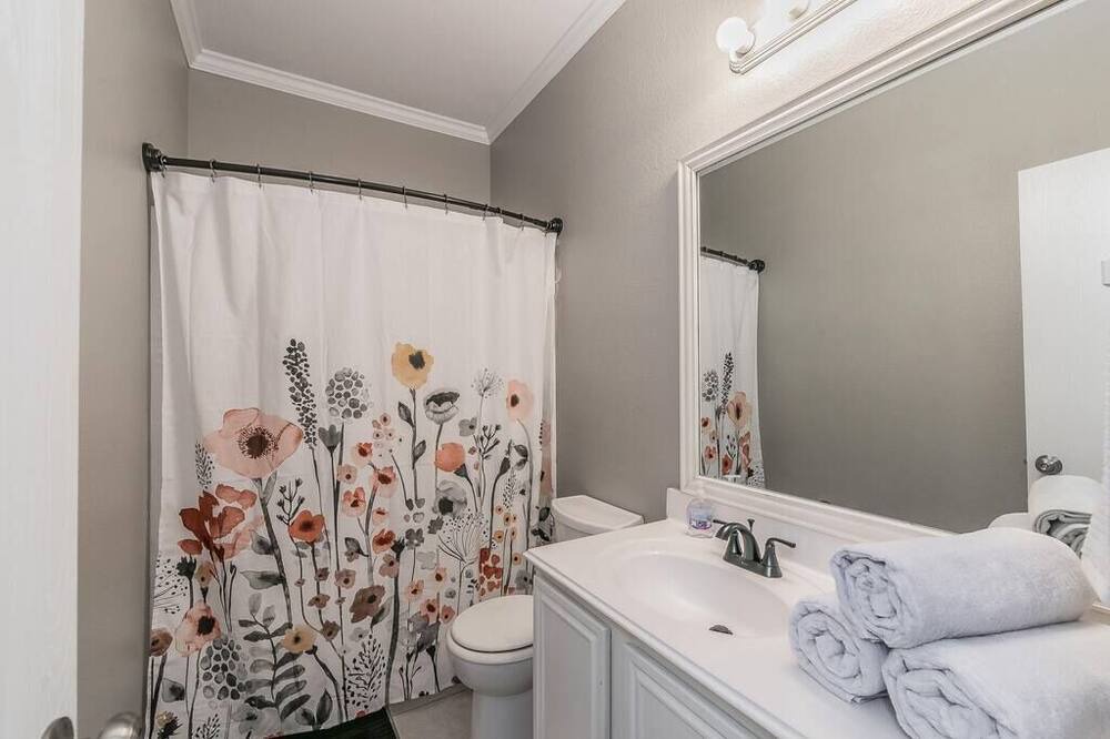 Photo of Bathroom in Roanoke