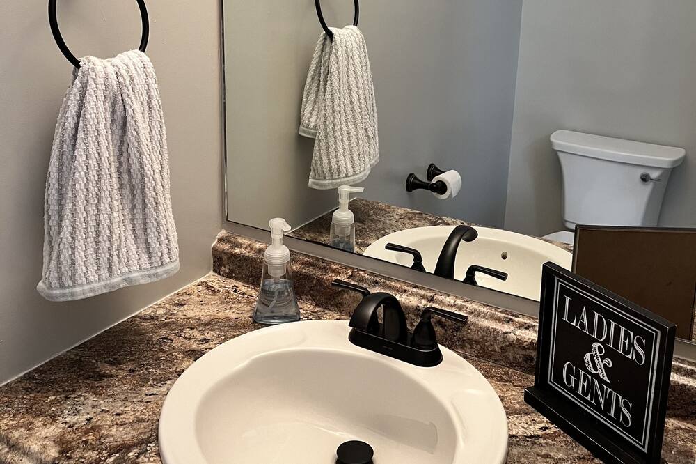 Photo of Bathroom in Starkville