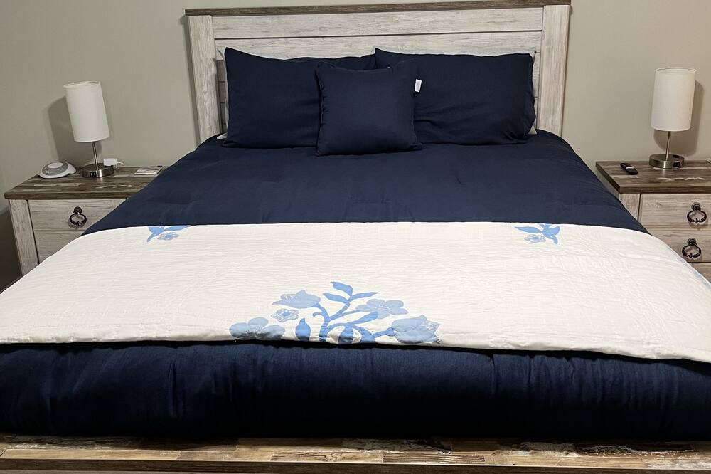 Photo of Bedroom in Starkville