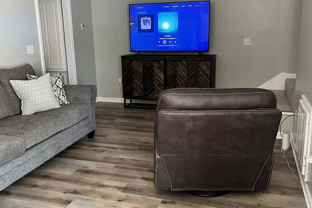 Photo of Livingroom in Starkville