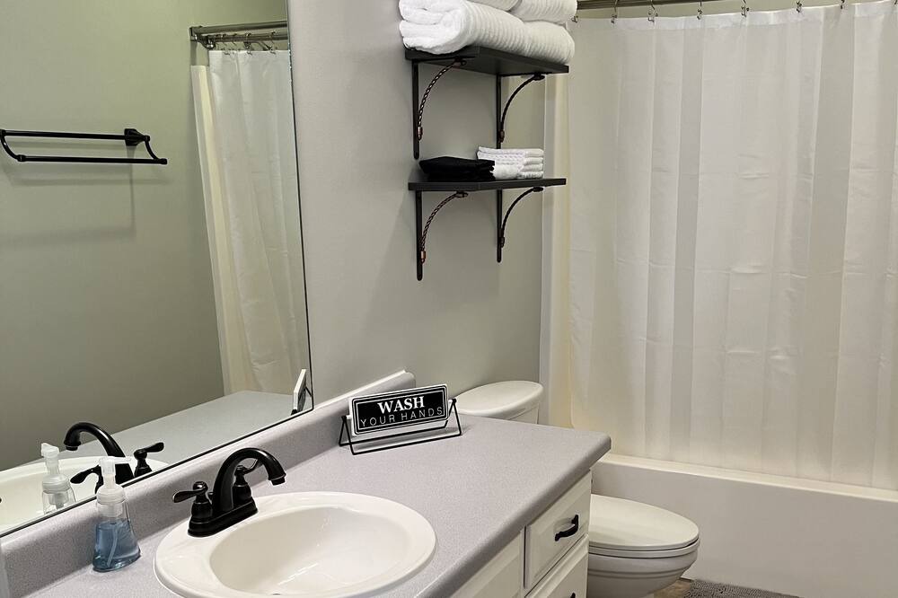 Photo of Bathroom in Starkville