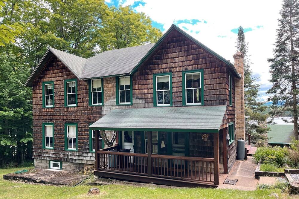 Photo of Outdoor in Raquette Lake