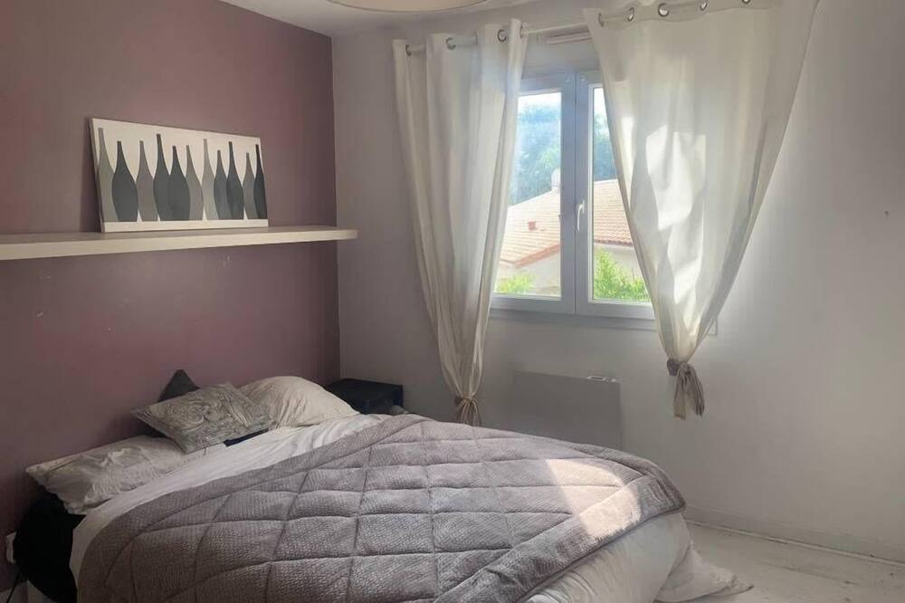 Photo of Bedroom in Saint-Sebastien-sur-Loire
