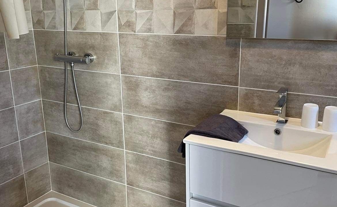 Photo of Bathroom in Chitenay