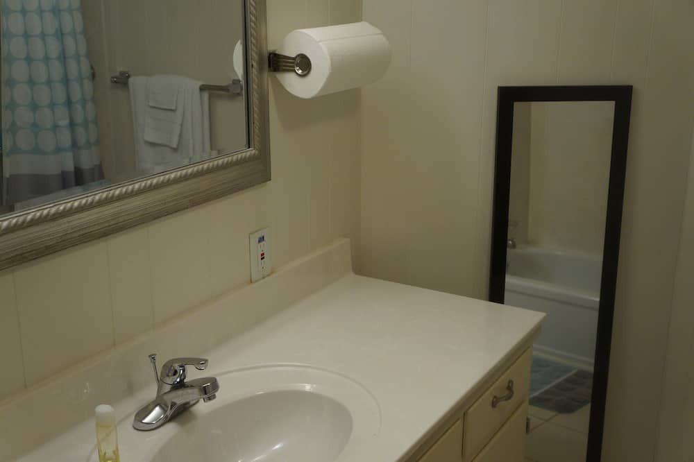 Photo of Bathroom in Conway