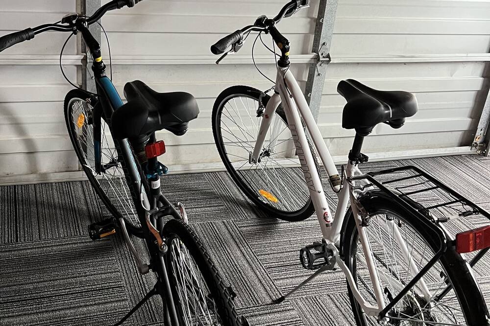 Photo of Others in Manson