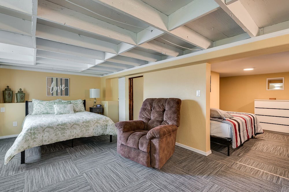 Photo of Bedroom in Manson