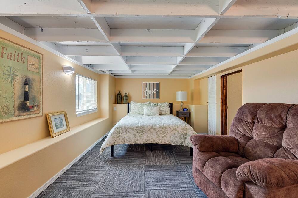 Photo of Bedroom in Manson