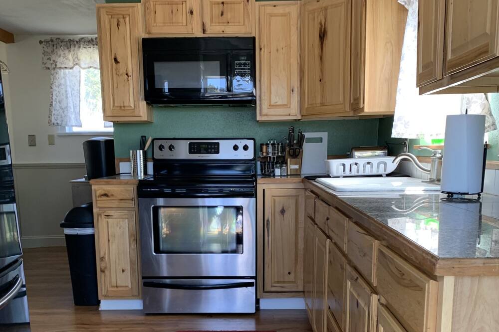 Photo of Kitchen in Victor