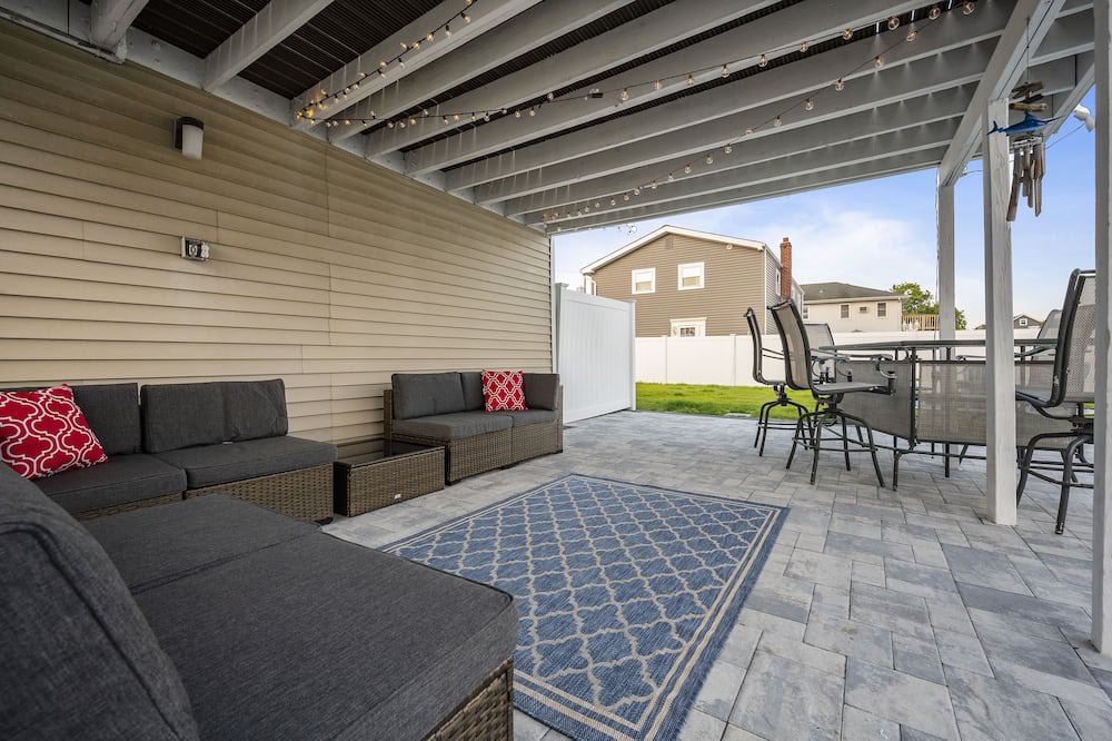 Photo of Patio Balcony in Long Island
