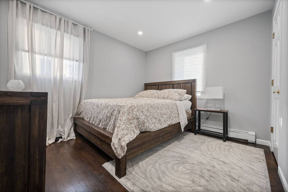 Photo of Bedroom in Long Island