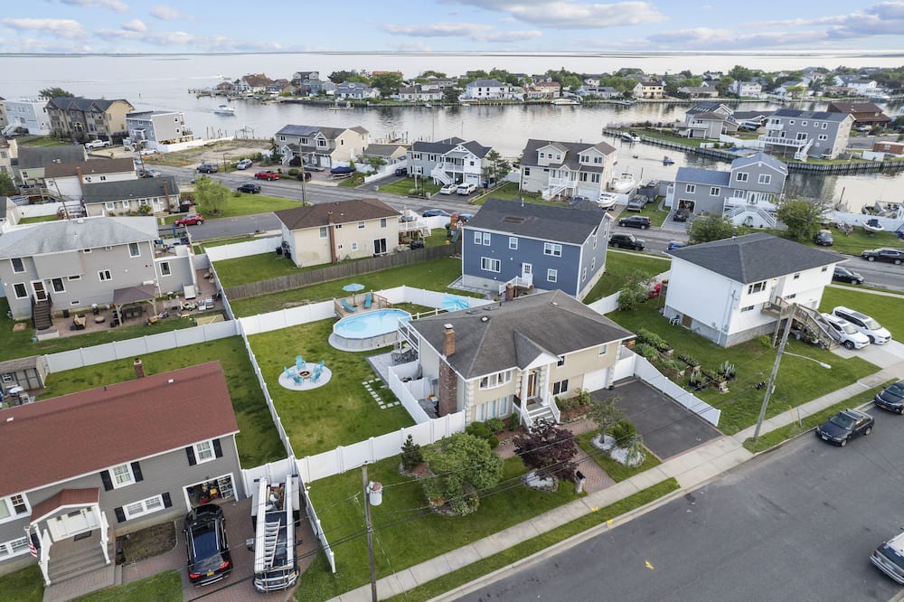 Photo of Others in Long Island